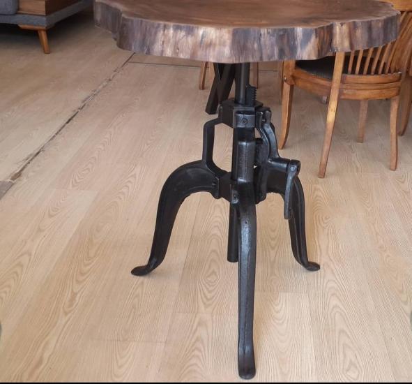 Mechanized Cast Iron Table Leg