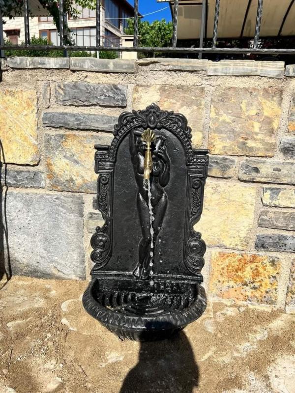 THE LILITH CASTING FOUNTAIN